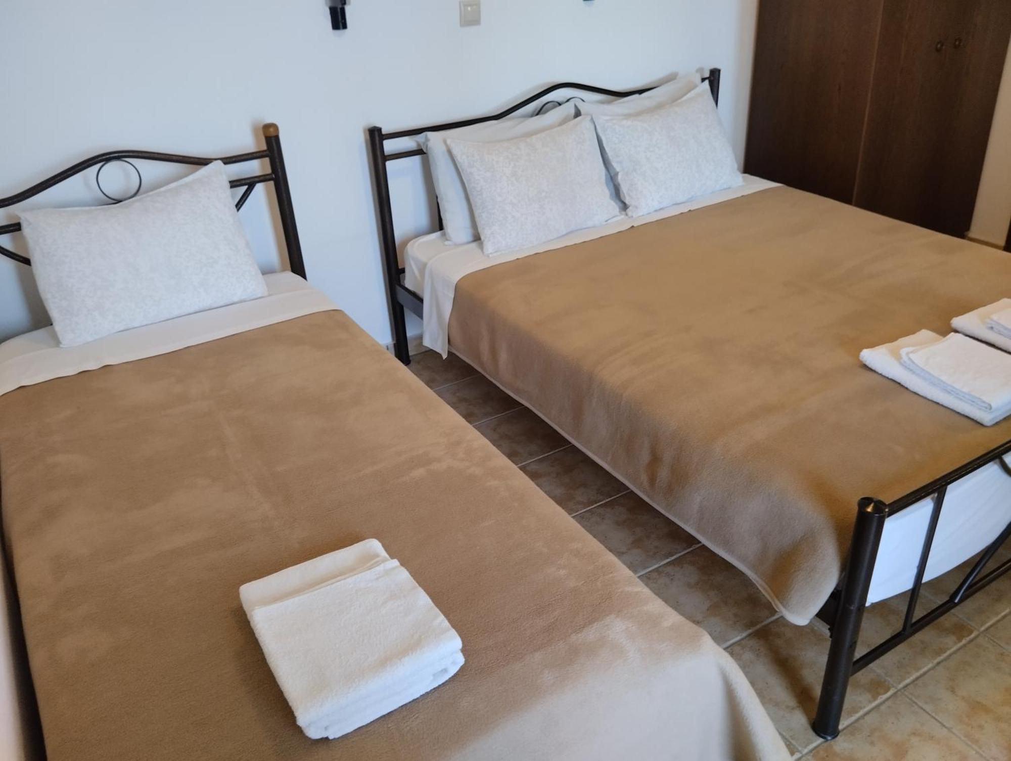 Ελατόδασος Βίλα Ταξιάρχης Δωμάτιο φωτογραφία